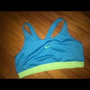 Nike sport bra 🥊